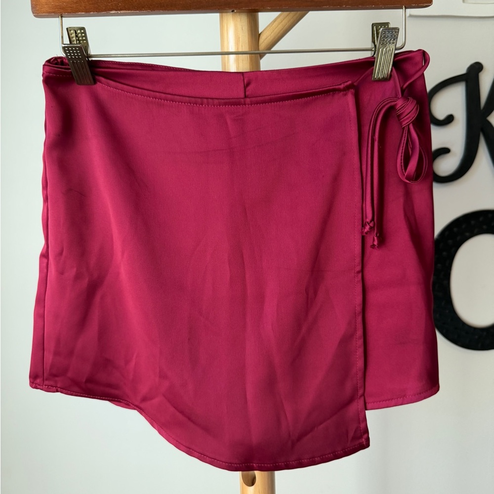 Altar’d State Burgundy Mini Skirt Faux Wrap Skort Size Small Holiday Party Bow